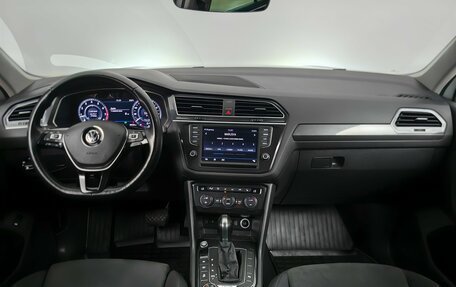 Volkswagen Tiguan II, 2017 год, 2 475 000 рублей, 12 фотография