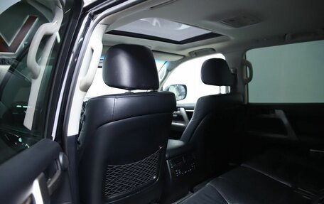 Toyota Land Cruiser 200, 2011 год, 3 190 000 рублей, 12 фотография