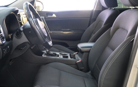 KIA Sportage IV рестайлинг, 2016 год, 2 099 000 рублей, 8 фотография