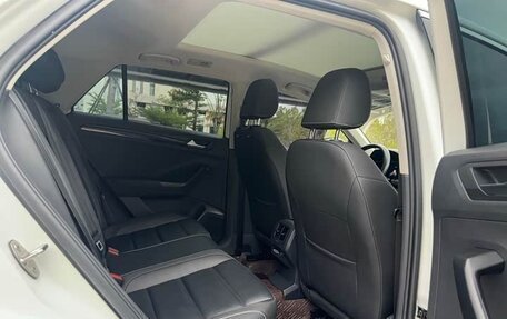 Volkswagen T-Roc I, 2022 год, 1 800 000 рублей, 14 фотография