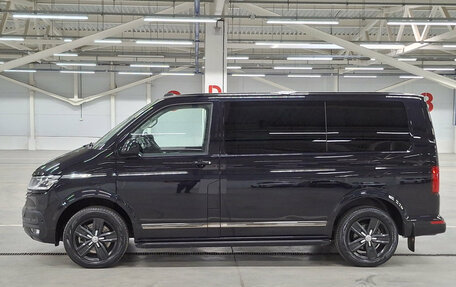 Volkswagen Multivan T6 рестайлинг, 2020 год, 5 500 000 рублей, 12 фотография