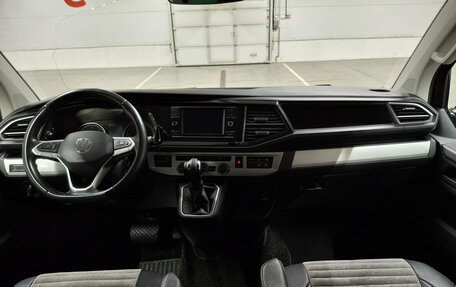 Volkswagen Multivan T6 рестайлинг, 2020 год, 5 500 000 рублей, 18 фотография