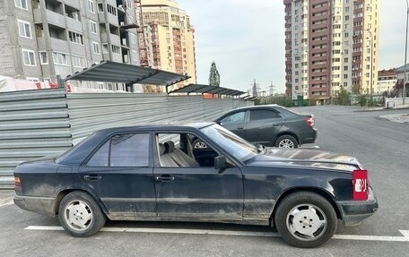 Mercedes-Benz W124, 1986 год, 500 000 рублей, 2 фотография