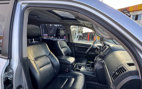 Toyota Land Cruiser 200, 2011 год, 3 650 000 рублей, 6 фотография