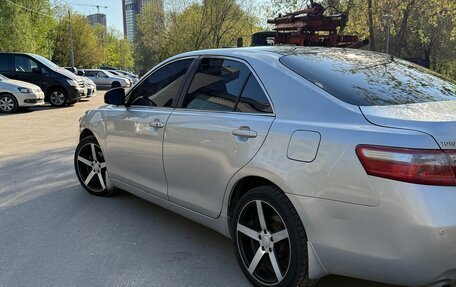 Toyota Camry, 2010 год, 1 100 000 рублей, 4 фотография
