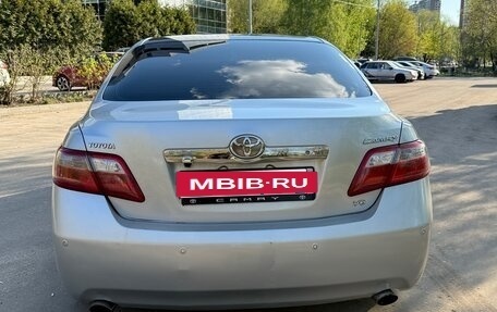 Toyota Camry, 2010 год, 1 100 000 рублей, 5 фотография