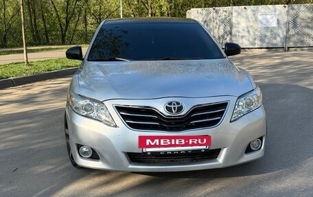 Toyota Camry, 2010 год, 1 100 000 рублей, 2 фотография