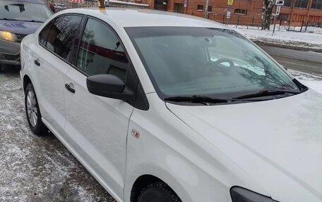 Volkswagen Polo VI (EU Market), 2018 год, 990 000 рублей, 3 фотография