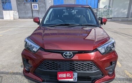 Toyota Raize I, 2021 год, 1 400 000 рублей, 3 фотография