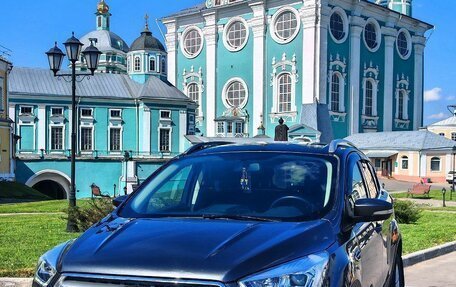 Ford Kuga III, 2019 год, 2 400 000 рублей, 2 фотография