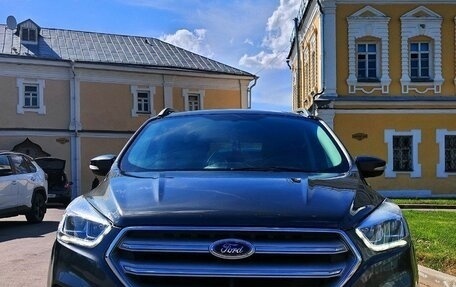 Ford Kuga III, 2019 год, 2 400 000 рублей, 3 фотография
