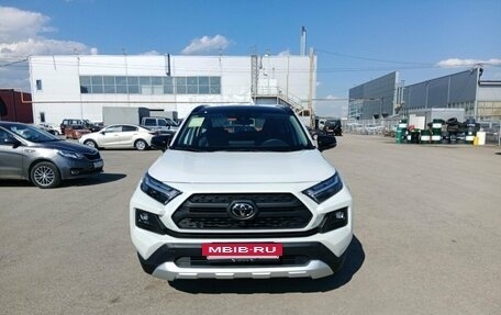 Toyota RAV4, 2024 год, 4 200 000 рублей, 7 фотография