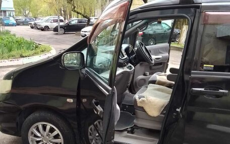 Nissan Serena II, 2001 год, 620 000 рублей, 8 фотография