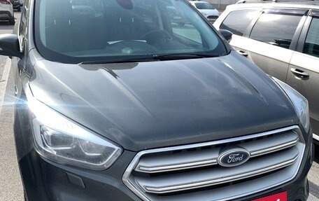 Ford Kuga III, 2019 год, 1 300 000 рублей, 2 фотография
