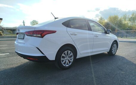 Hyundai Solaris II рестайлинг, 2021 год, 1 800 000 рублей, 3 фотография