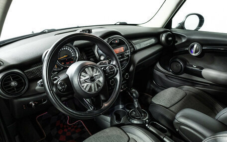 MINI Hatch, 2015 год, 2 099 700 рублей, 11 фотография