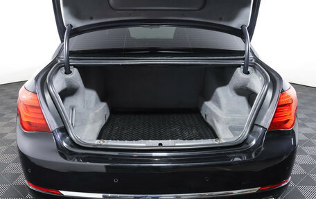 BMW 7 серия, 2014 год, 2 490 000 рублей, 9 фотография