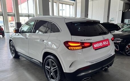 Mercedes-Benz GLA, 2024 год, 5 510 000 рублей, 4 фотография