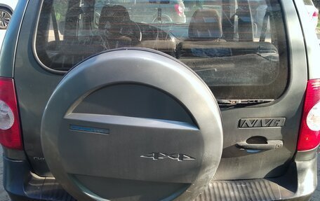 Chevrolet Niva I рестайлинг, 2012 год, 450 000 рублей, 4 фотография