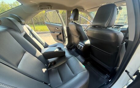 Toyota Camry, 2015 год, 2 200 000 рублей, 9 фотография