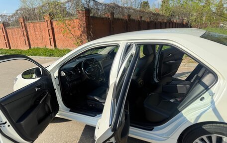 Toyota Camry, 2015 год, 2 200 000 рублей, 6 фотография