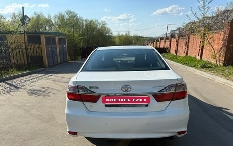 Toyota Camry, 2015 год, 2 200 000 рублей, 5 фотография