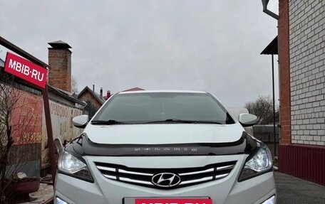 Hyundai Solaris II рестайлинг, 2014 год, 790 000 рублей, 2 фотография