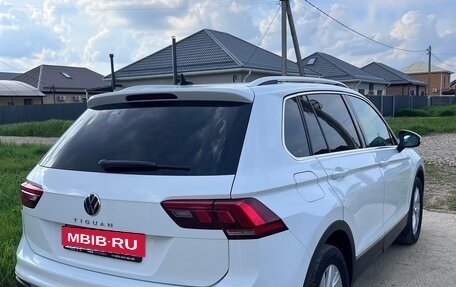 Volkswagen Tiguan II, 2021 год, 2 625 000 рублей, 4 фотография