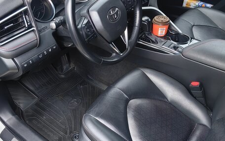 Toyota Camry, 2020 год, 3 000 000 рублей, 11 фотография