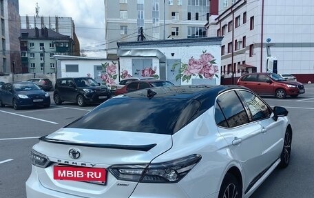 Toyota Camry, 2020 год, 3 000 000 рублей, 6 фотография