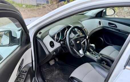Chevrolet Cruze II, 2013 год, 750 000 рублей, 5 фотография