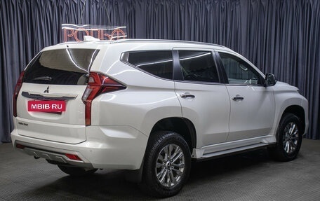 Mitsubishi Pajero Sport III рестайлинг, 2021 год, 3 998 000 рублей, 5 фотография