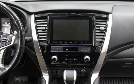 Mitsubishi Pajero Sport III рестайлинг, 2021 год, 3 998 000 рублей, 15 фотография