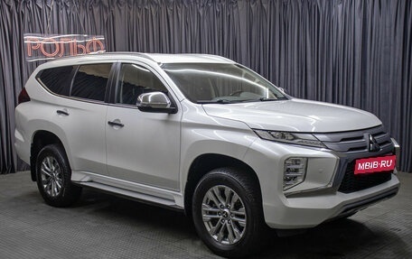 Mitsubishi Pajero Sport III рестайлинг, 2021 год, 3 998 000 рублей, 3 фотография