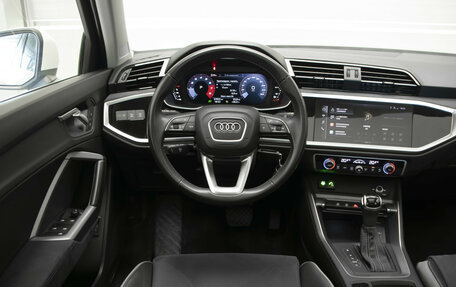 Audi Q3, 2023 год, 3 990 000 рублей, 9 фотография