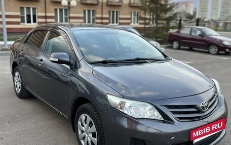Toyota Corolla, 2011 год, 900 000 рублей, 3 фотография