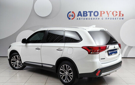 Mitsubishi Outlander III рестайлинг 3, 2018 год, 2 165 000 рублей, 2 фотография