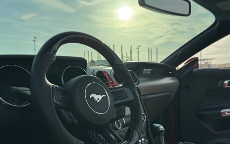 Ford Mustang VI рестайлинг, 2018 год, 2 980 000 рублей, 1 фотография
