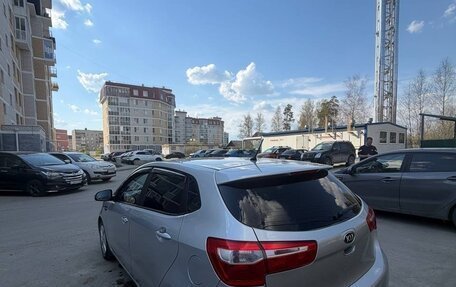 KIA Rio III рестайлинг, 2014 год, 920 000 рублей, 5 фотография
