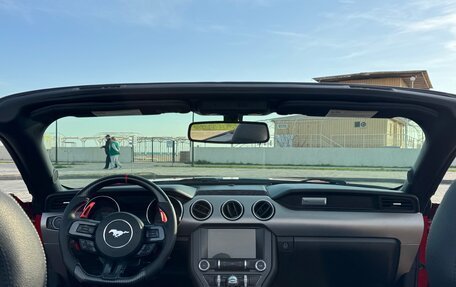 Ford Mustang VI рестайлинг, 2018 год, 2 980 000 рублей, 17 фотография