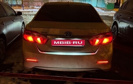 Toyota Camry, 2013 год, 1 650 000 рублей, 4 фотография