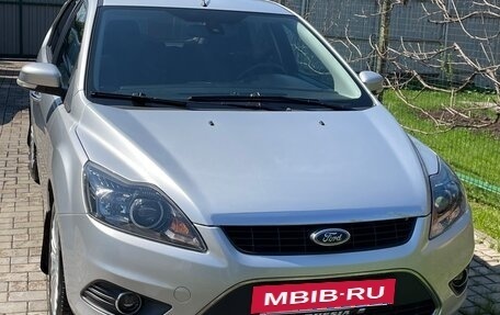 Ford Focus II рестайлинг, 2011 год, 950 000 рублей, 2 фотография