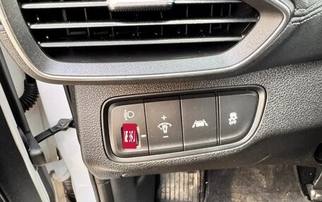 Hyundai Santa Fe IV, 2018 год, 2 900 000 рублей, 6 фотография