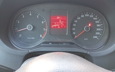 Volkswagen Polo VI (EU Market), 2013 год, 12 фотография