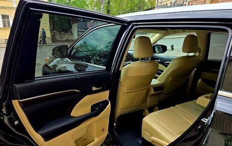 Toyota Highlander III, 2014 год, 3 200 000 рублей, 9 фотография