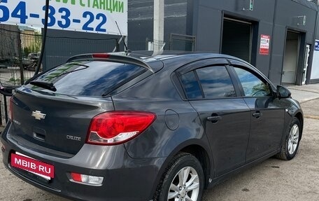 Chevrolet Cruze II, 2013 год, 700 000 рублей, 3 фотография