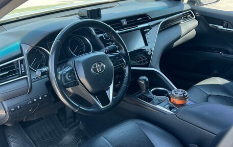 Toyota Camry, 2018 год, 2 790 000 рублей, 7 фотография