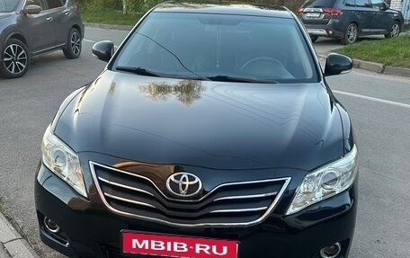Toyota Camry, 2010 год, 1 150 000 рублей, 1 фотография