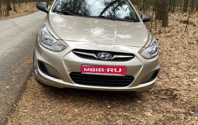 Hyundai Solaris II рестайлинг, 2011 год, 750 000 рублей, 1 фотография