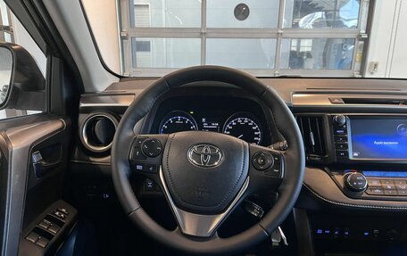 Toyota RAV4, 2017 год, 2 911 200 рублей, 10 фотография
